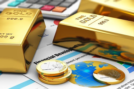 Why Invest In Gold & How To Pick Your IRA Company